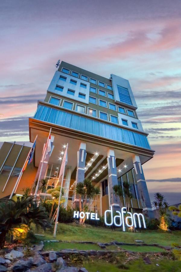 Hotel Dafam Pekalongan Exteriér fotografie
