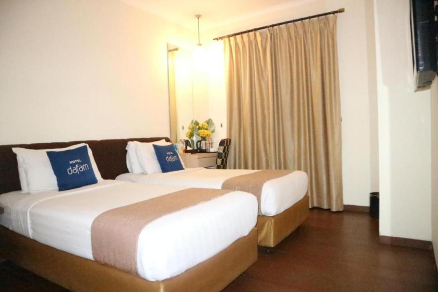 Hotel Dafam Pekalongan Exteriér fotografie