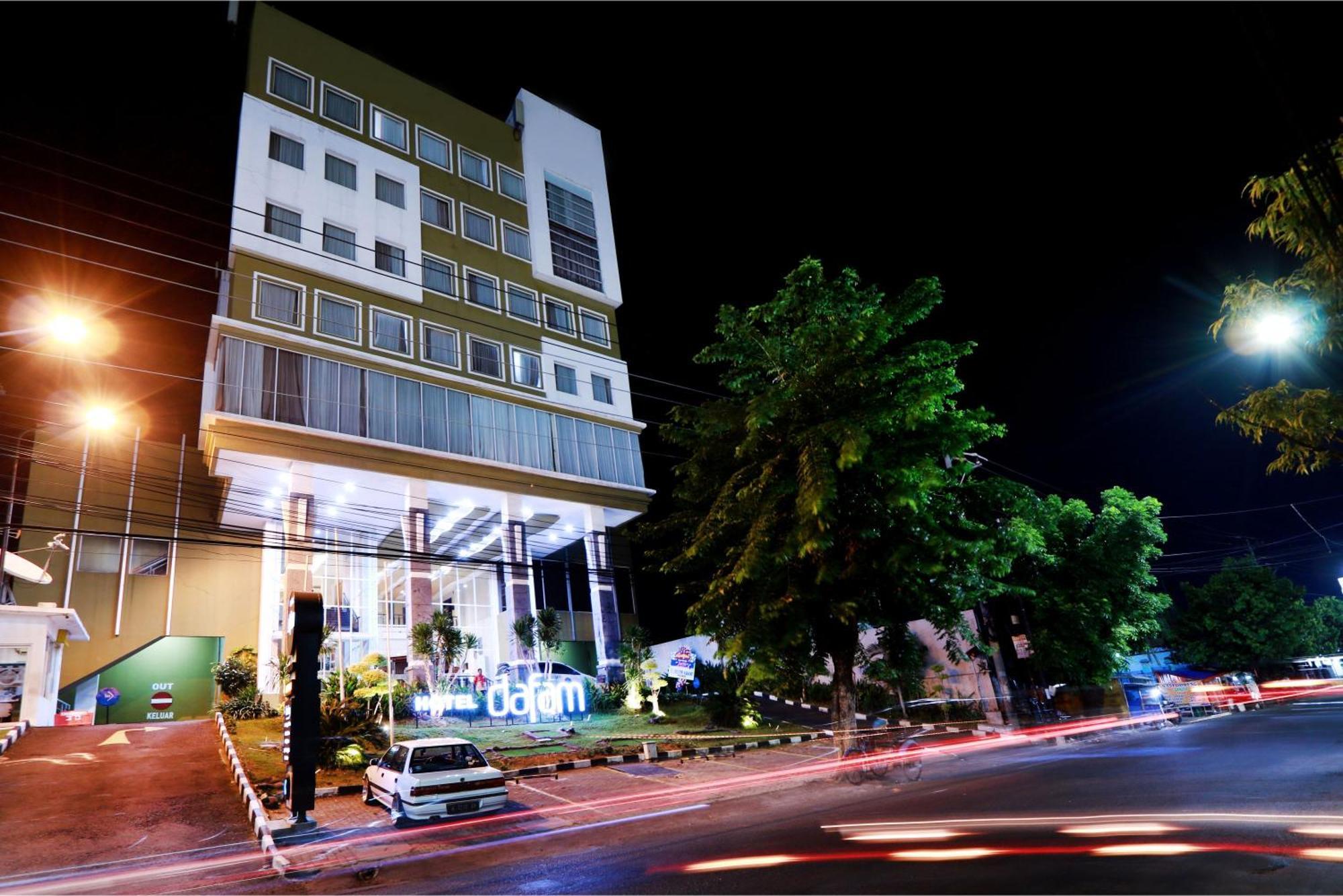 Hotel Dafam Pekalongan Exteriér fotografie