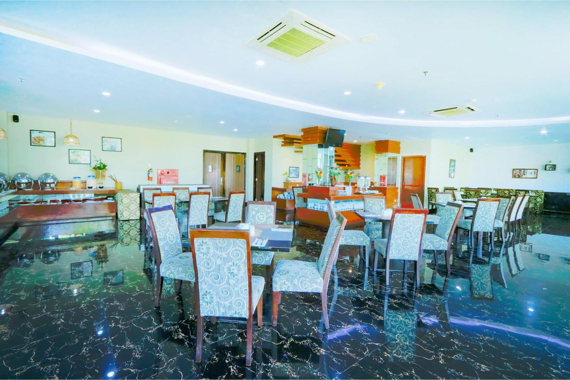 Hotel Dafam Pekalongan Exteriér fotografie