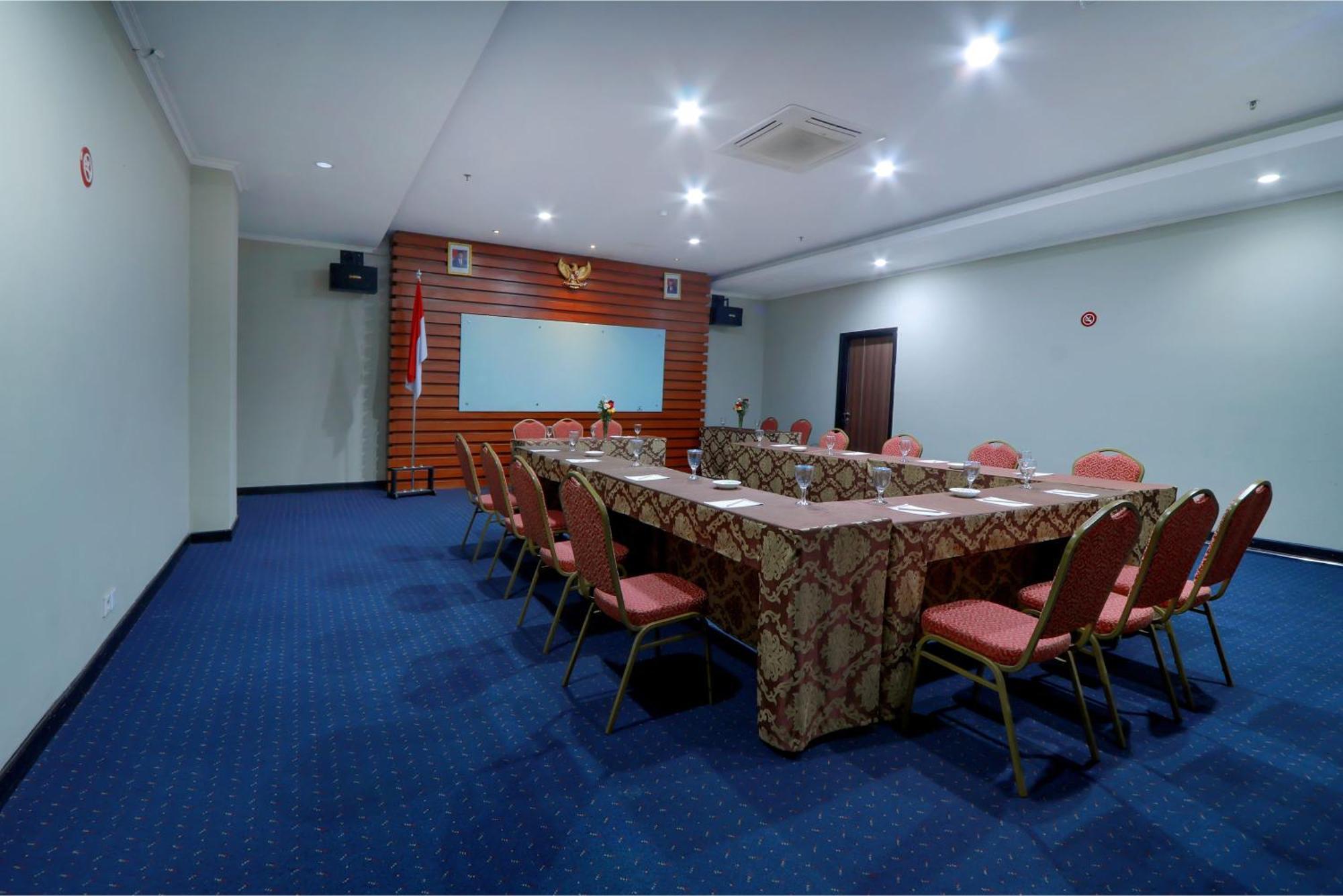 Hotel Dafam Pekalongan Exteriér fotografie